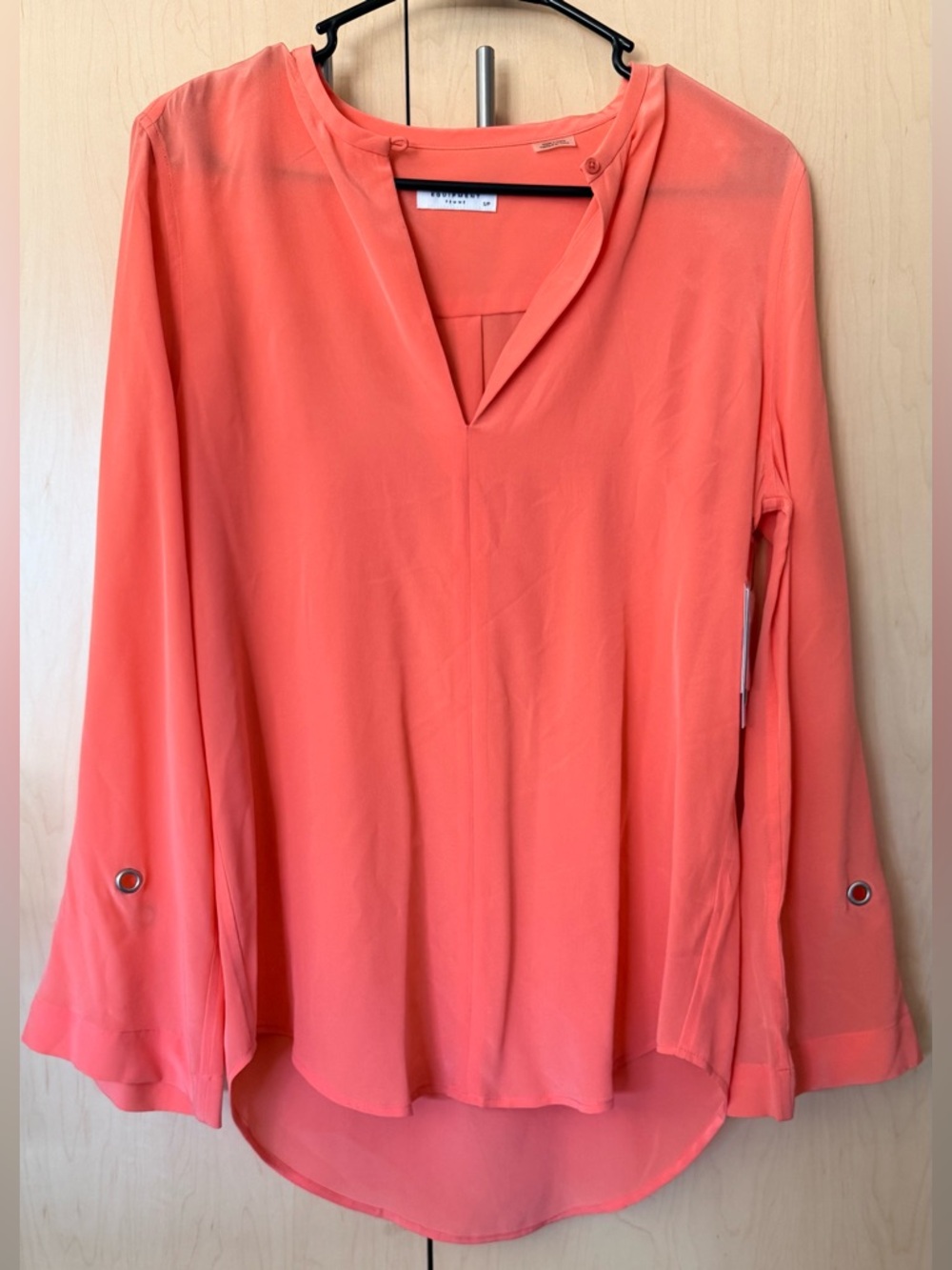 EQUIMENT FEMME Sayer Coral Blush Long-Sleeve Blouse with Missing Arm Ties